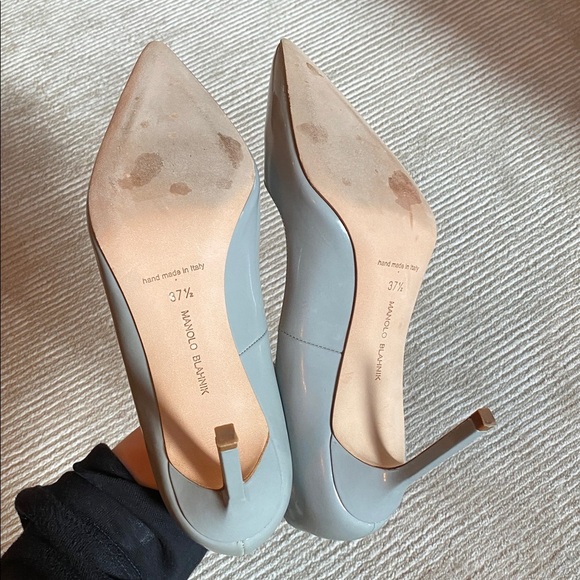 Manolo Blahnik Gray Patent Leather Pointed Pumps Closed Toe Heels Size 7.5 - Picture 4 of 16